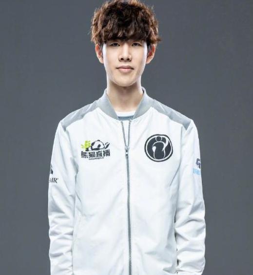 【赛后战报】拒绝让二追三！LGD击败IG挺进季后赛